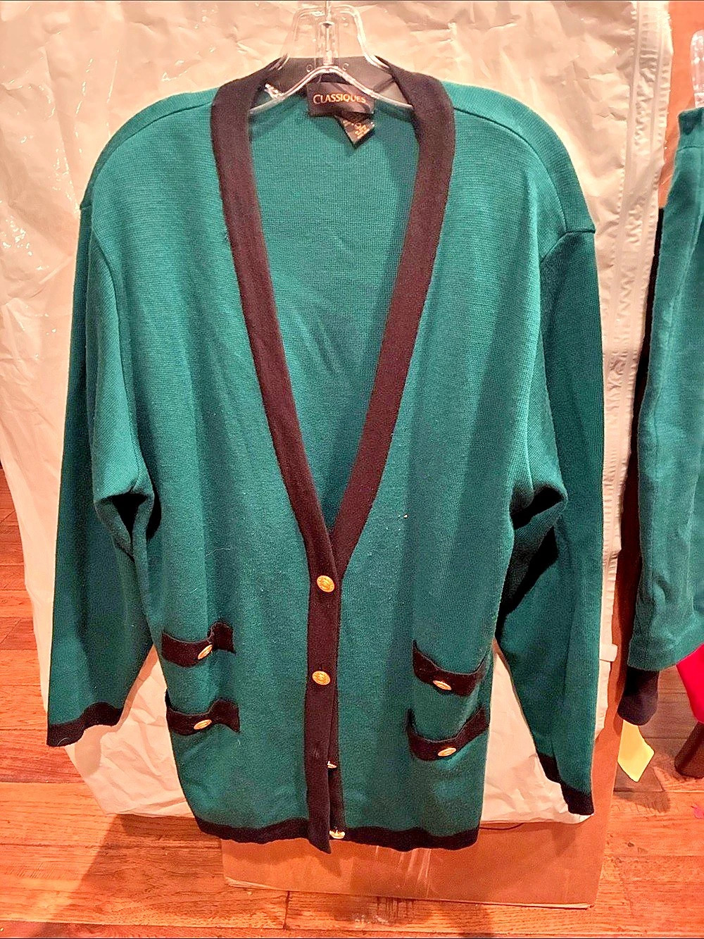 Classiques Wool Cardigan Green Like New matching skirt